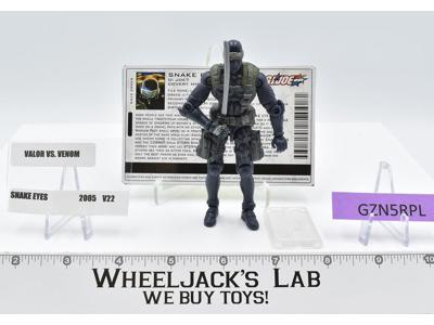 Snake Eyes 100% Complete G.I. Joe 2005 Hasbro Action Figure