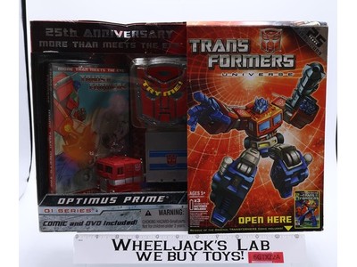 Optimus Prime Transformers Universe 25th Anniversary 2008 Hasbro NEW SEALED