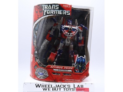 Optimus Prime Transformers Movie 2007 Hasbro Action Figure NEW MISB SEALED