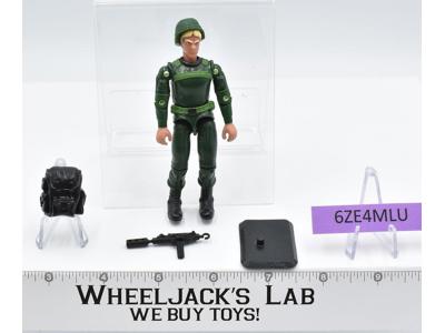 Infantry Division Trooper v1 GI Joe Toys R Us Exclusive 2005 Hasbro Figure