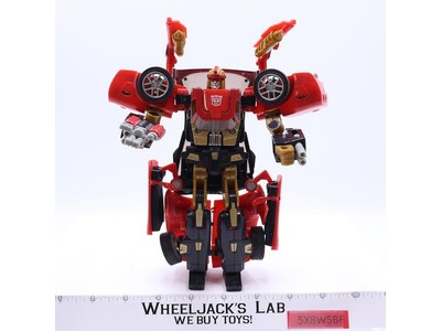 Chevrolet Corvette Z06 Swerve 100% Complete Transformers Alternators 2005 Hasbro