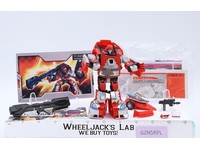 Cliffjumper W/  Upgrade Kit Complete Transformers Classics 2007 Hasbro