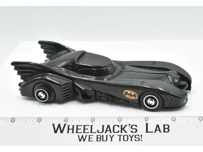 Batman Batmobile DC Comics 1989 Plastic Car Action Figure