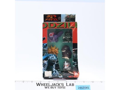 Godzilla x Megaguirus Mini Figures 1999 Yutaka Japan Finger Puppets NEW