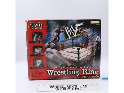 Wrestling Ring W/Twin Catapults WWF WWE 1998 JAKKS Pacific Action Figure Playset
