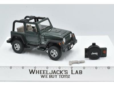 Tracks Jeep Alternators 100% Complete 2004 Hasbro Transformers Action Figure