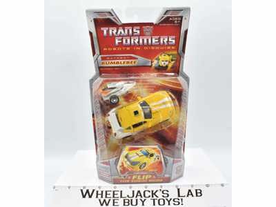 Bumblebee Classic Deluxe Robots in Disguise Transformers 2006 Hasbro NEW MOSC