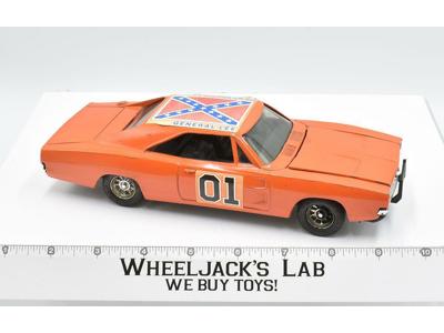 General Lee 1969 Charger Dukes of Hazzard Ertl 1/25 Die-Cast 1981 Warner Bros.
