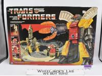 Omega Supreme WORKS 100% Complete W/Box 1985 G1 Transformers Action Figure