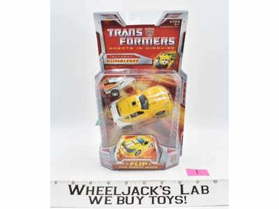 Bumblebee #1 Classic Deluxe Robots in Disguise Transformers 2006 Hasbro NEW MOSC