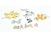 Lot of 16 Pokemon Rubber Keychain &amp; 5 Metal Pins Nintendo