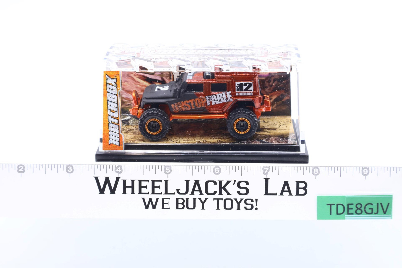 Jeep Wrangler Superlift 2012 Matchbox NYC Toy Fair NEW in Case