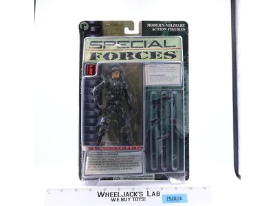 Green Beret Recon Officer Special Forces Mission 1 2000 ReSaurus NEW SEALED