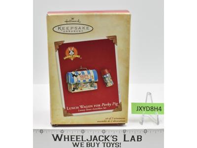 Porky Pig's Lunch Wagon Looney Tunes Lunchbox Hallmark Keepsake Ornament 2004
