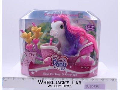 Cute Curtsey & Carriage My Little Pony MLP Crystal Princess 2006 Hasbro NEW MIB