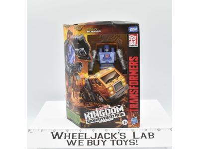 Huffer Deluxe Kingdom WFC Generations Transformers MISB Hasbro Takara 2020