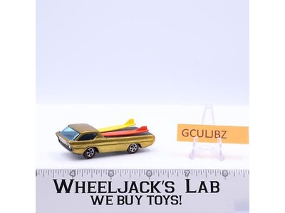 Deora Gold 1968 Redline Hot Wheels Mattel Vintage RL w/ Surfboards