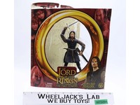 Helm's Deep Aragorn 100% Complete The Lord of the Rings The Two Towers ToyBiz
