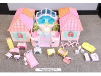 Paradise Estates My Little Pony MLP 1985 Hasbro Vintage Action Figure Playset