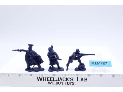 Lot of 3 Blue Toy Soldiers 1970-80's Unknown Brand 2.5"