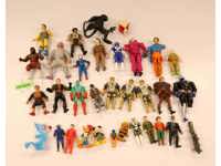 Lot of Miscellaneous Action Figures Wrestlers Ghostbusters Power Rangers Aliens