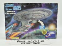 Starship Enterprise Star Trek The Next Generation 1992 Playmates NEW
