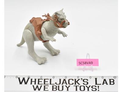 Tauntaun CLOSED BELLY 100% Complete 1979 ESB Star Wars Vintage Figure
