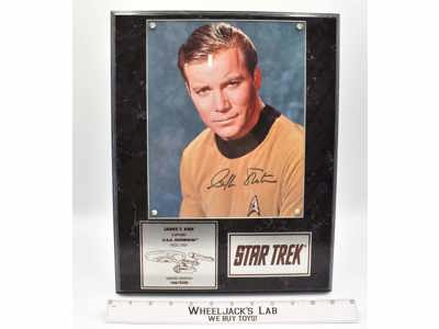 Captain James T Kirk Star Trek William Shatner AUTOGRAPHED Plaque #166 of 2500