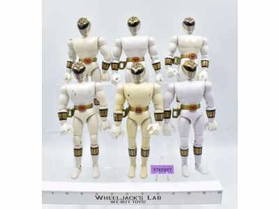 Lot of 6 White Power Rangers 1994 8" Bandai Action Figures