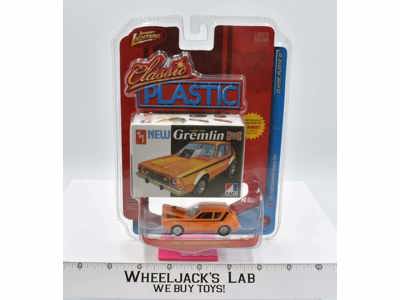 1971 AMC Gremlin Funny Car Classic Plastic 2008 Johnny Lightning NEW MOSC
