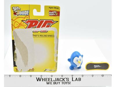 Tech Deck Penguin (Pig) Skateboard Figure 2002 Skate Crew 2