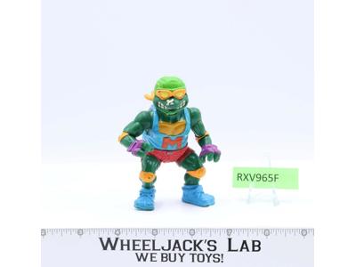 Skateboardin' Mike Teenage Mutant Ninja Turtles 1991 Playmates Action Figure