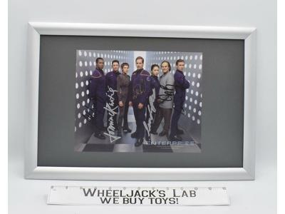 Cast of Star Trek Enterprise Park Keating Bakula AUTOGRAPHED 8x10 Picture