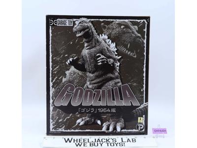 Godzilla Toho 1954,2011 X Plus Garage Toy Action Figure NEW MIB