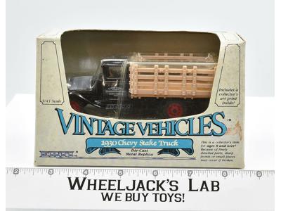 1930 Chevy Stake Truck Vintage Vehicles #2503 ERTL Die-Cast Metal Toys