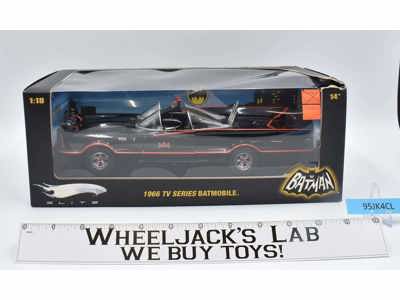 Batmobile 1966 TV Series Limited Edition Mattel Hot Wheels L7130 MIB Vehicle