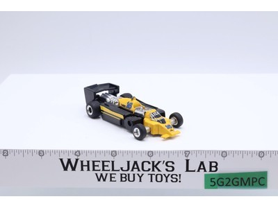 Slicks #16 100% Complete Go-Bots Gobots 1985 Vintage Bandai Action Figure