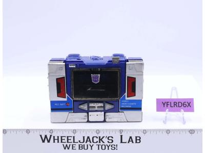 Soundwave 1984 Vintage Hasbro G1 Transformers Action Figure BROKEN INSIDE HINGE