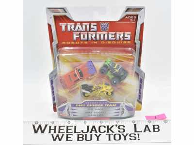 Dirt Digger Team #1 Robots in Disguise Transformers 2006 Hasbro NEW MOSC