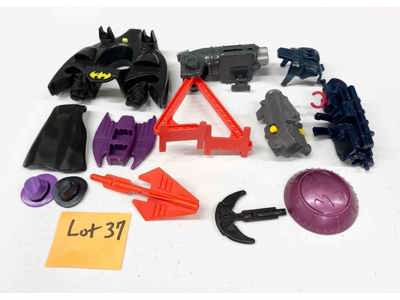 Lot #37 12 Batman DC Comics Superheroes Villains ToyBiz Kenner Action Figures