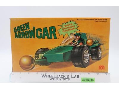 Green Arrow Car 100% Complete Marvel Comics 1976 Mego Action Figure Vehicle