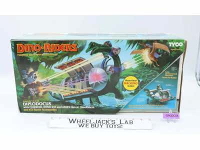Diplodocus W/Questar Mind-Zei & Aries W/Box Dino Riders 1987 Tyco Action Figure