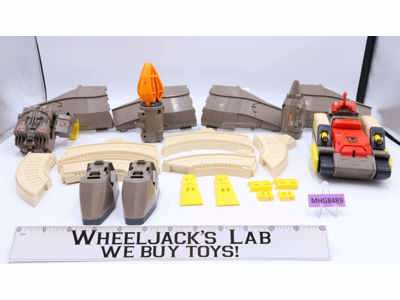 Omega Supreme 100% Complete WORKS Vintage 1985 G1 Transformers Action Figure