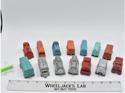 Lot of 14 Die Cast Metal Train Cars by Midgetoy 1950's Toy Trains