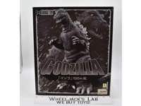Godzilla Toho 1954,2011 X Plus Garage Toy Action Figure MIB NEW