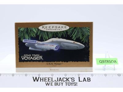 U.S.S. Voyager Star Trek MAGIC Keepsake Ornament 1993 Hallmark