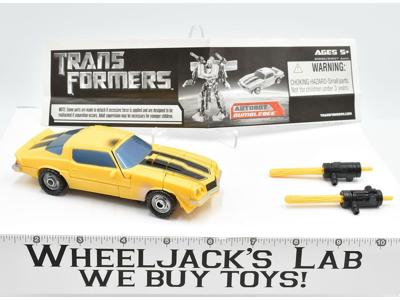 Bumblebee Classic Camaro 100% Complete Bumblebee 2006 Hasbro Transformers Figure
