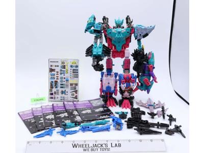 Piranacon 100% Complete Transformers Generations Selects 2021 Hasbro Takara