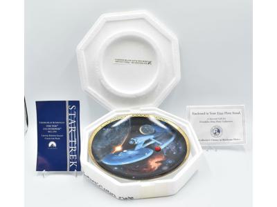 U.S.S. Enterprise Crystal Edition Edition Galaxy Collector Plate 1999 Paramount